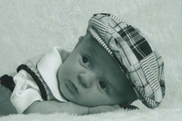 nathan-6-weeks6773D7CC-001A-C84A-A076-4FB070BCF9D4.jpg